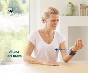 Altura correcta del brazo al momento de la medición