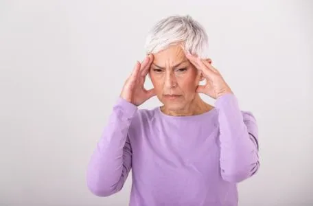 La hipotensión puede causar síntomas como mareos